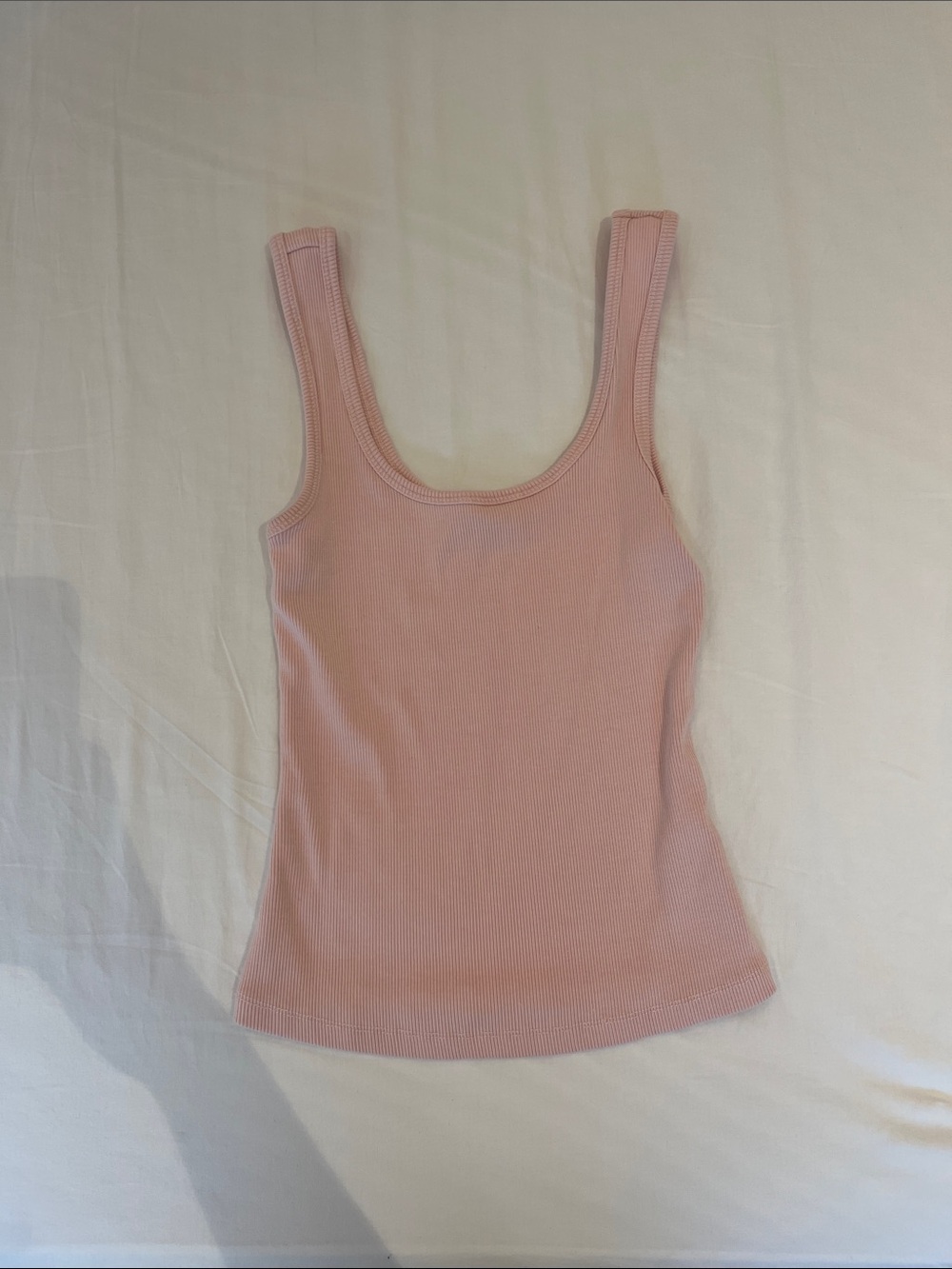 dynamite pink/salmon tank